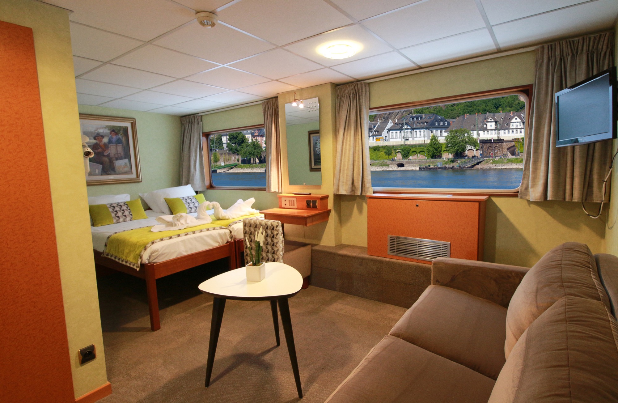CroisiEurope MS France Suite.jpg